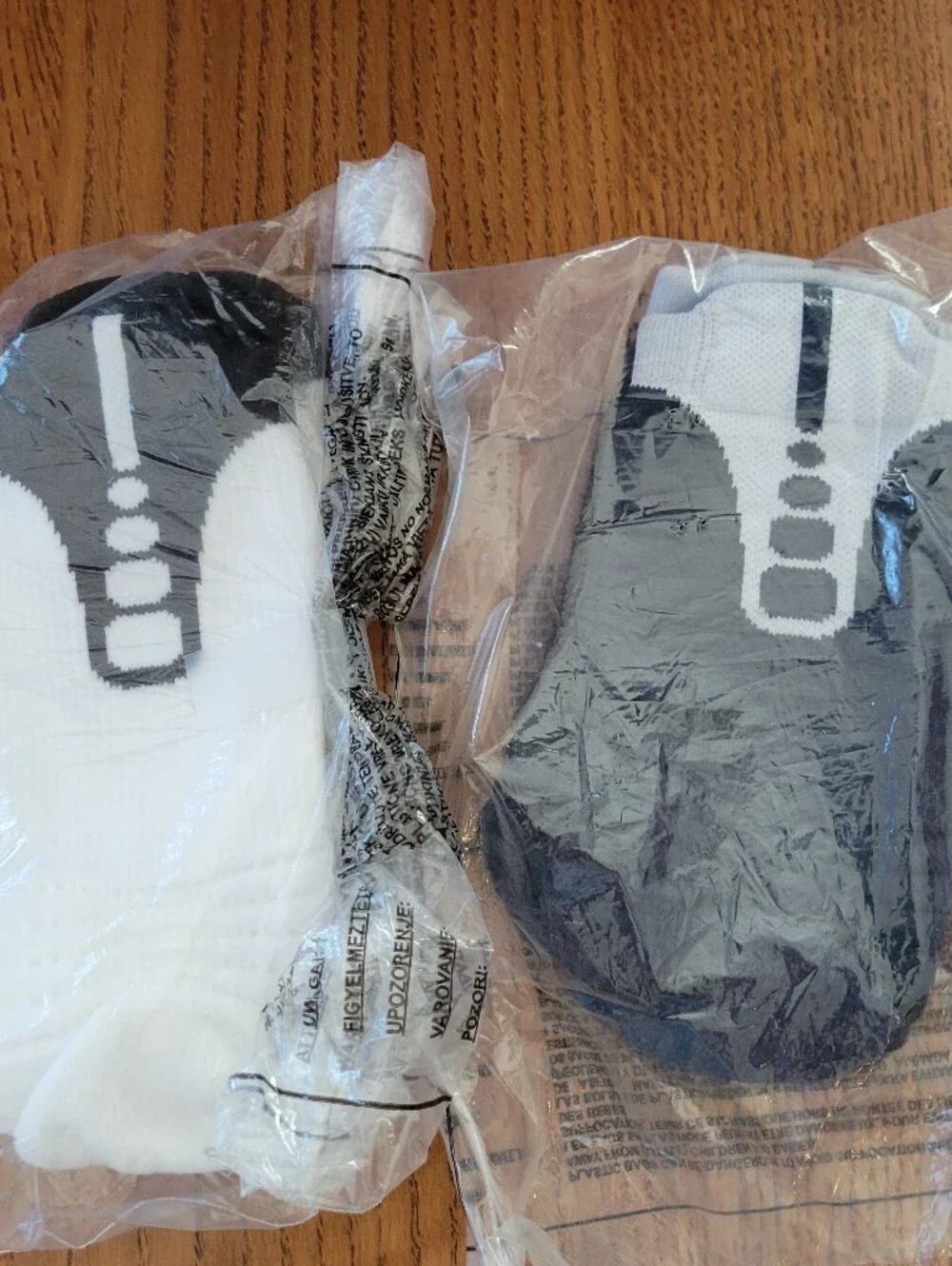 Nike performance basketball socks-2 pair